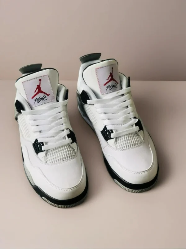 Air Jordan 4 WHITE CEMENT
