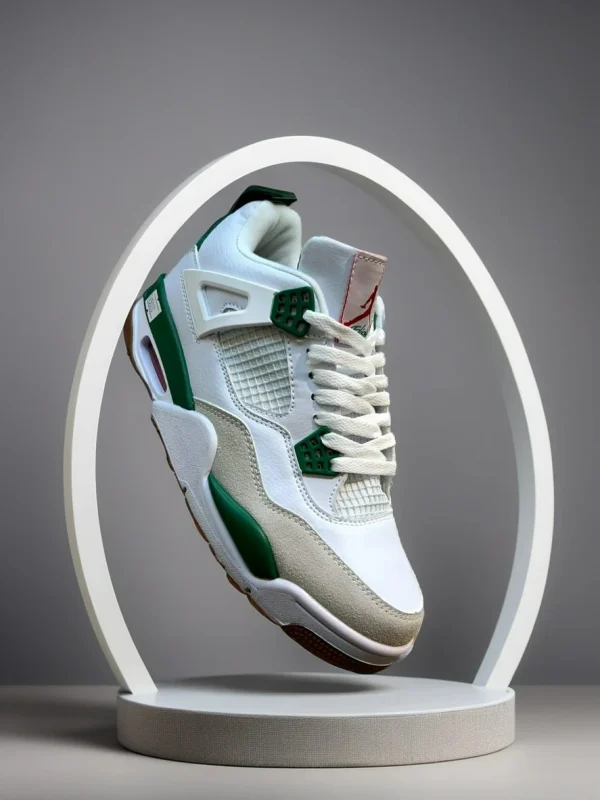 Air Jordan Pine green