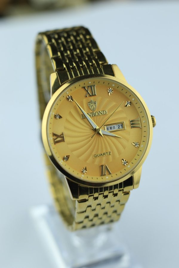 Binbond B3034 Men’s Watch – Where Elegance Meets Reliability!